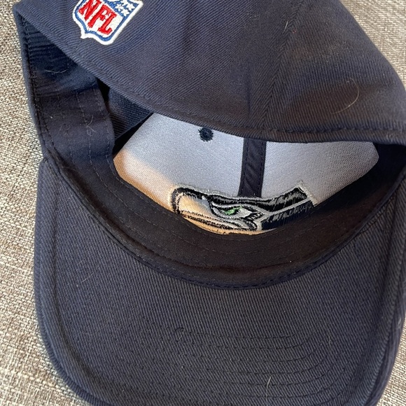 NFL Seahawks hat cap ball cap - Picture 4 of 9